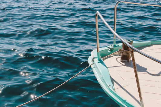 Will Marine Epoxy Cure Underwater? How It Works, When to Use It, and What to Avoid